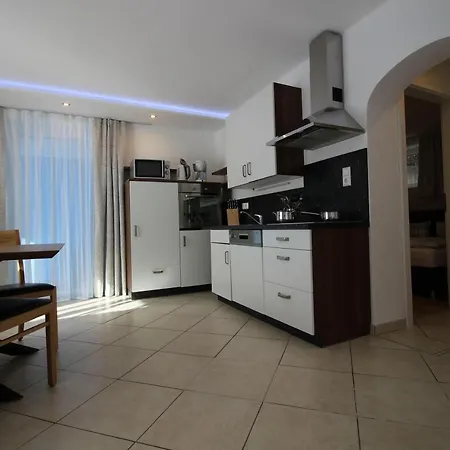 Appartement-1mit-3-schlafzimmern-und-terrasse * Ausserfragant